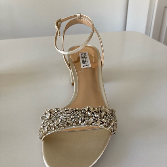 Badgley Mischka Block Heels, Ivory Satin - Picture 3 of 8